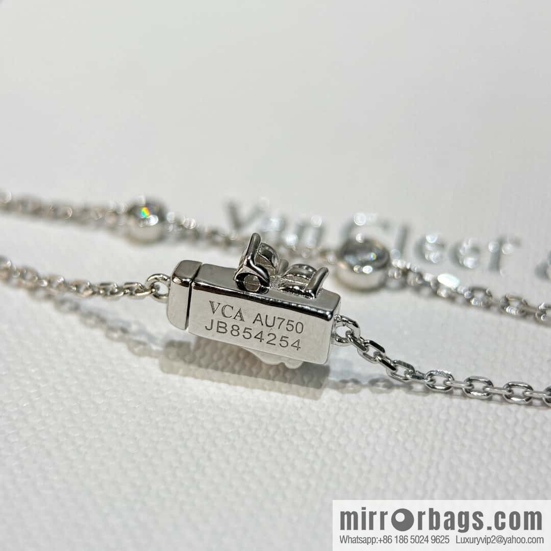 Van Cleef & Arpels A Midsummer Night's Dream Folie des Pres Necklace