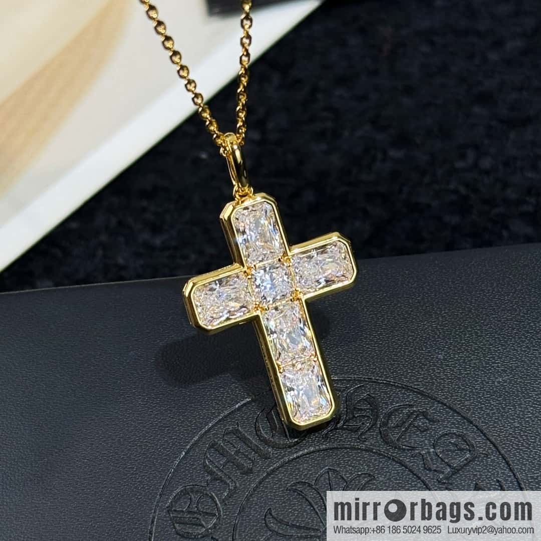 ❗New ❗ ☀ New Cross Diamond Necklace ☀