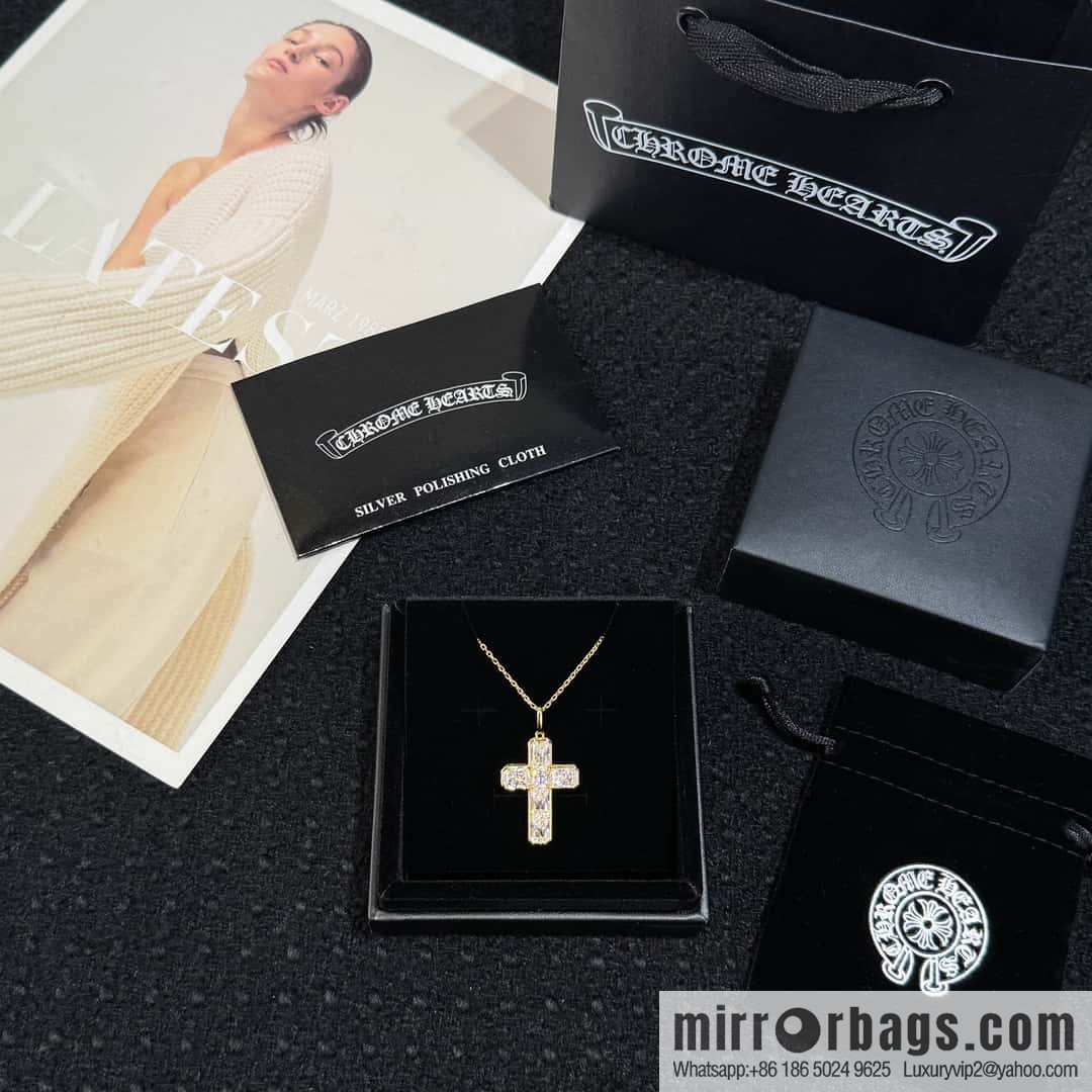 ❗New ❗ ☀ New Cross Diamond Necklace ☀