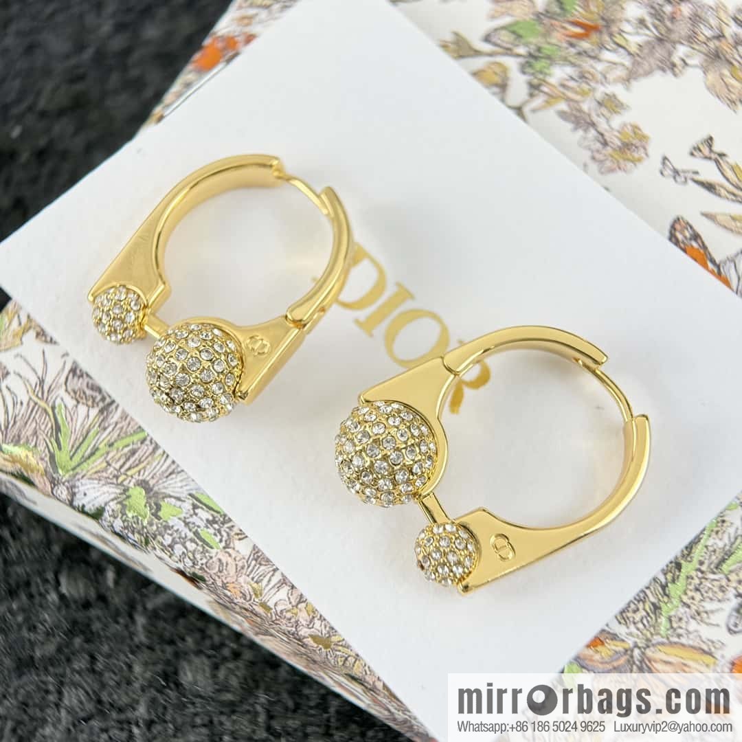 New ☑️ Dior full diamond stud earrings