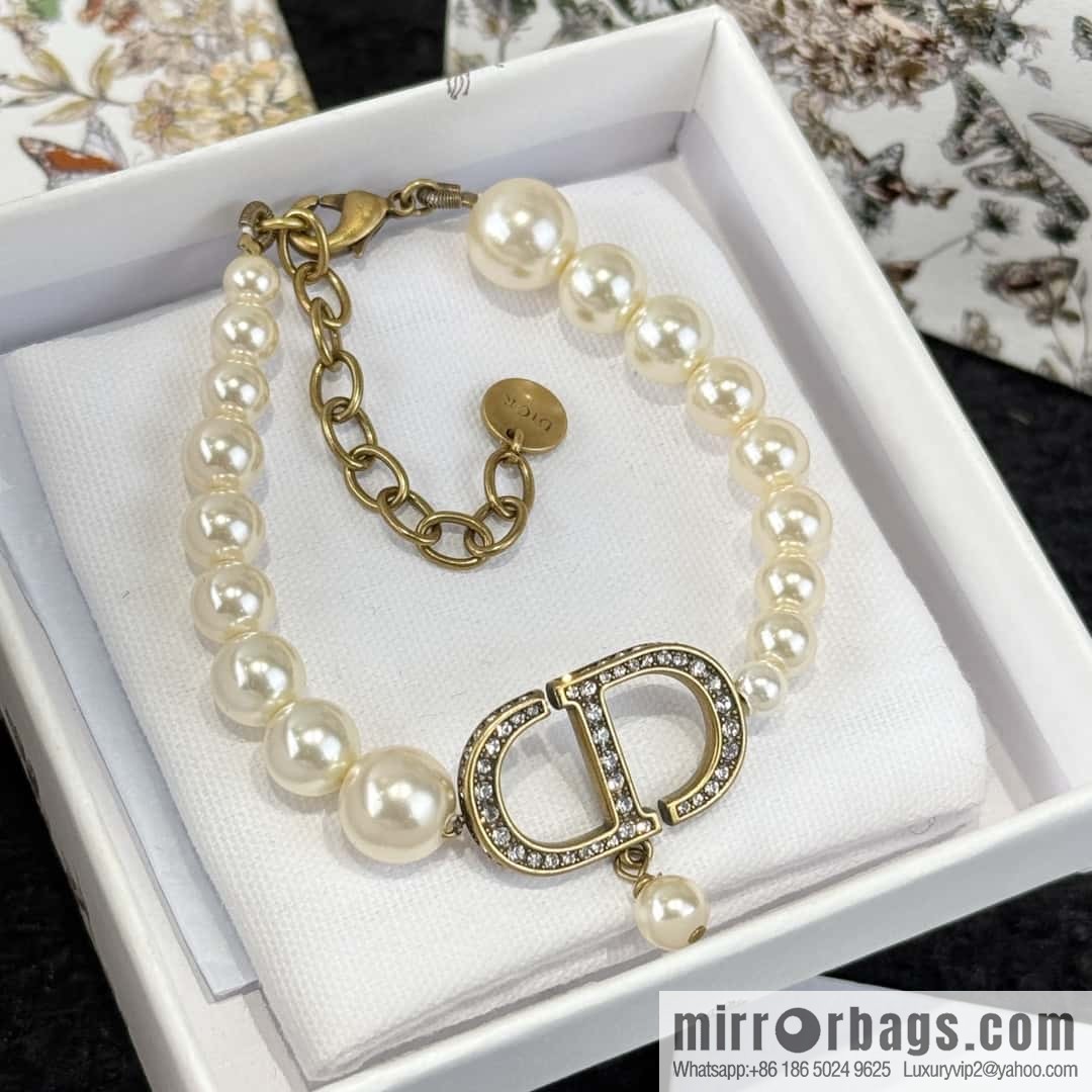 New ☑️ Dior full diamond CD pearl bracelet