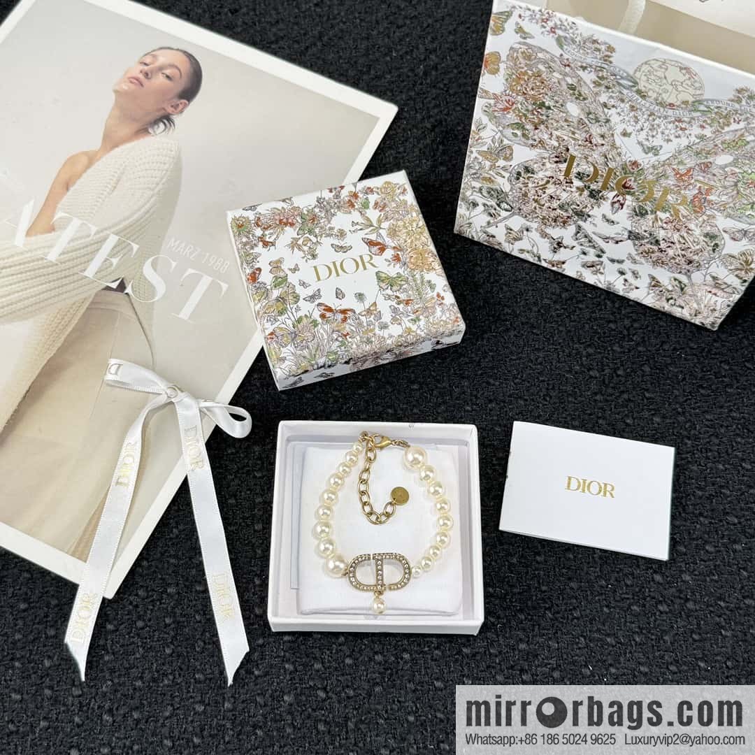 New ☑️ Dior full diamond CD pearl bracelet