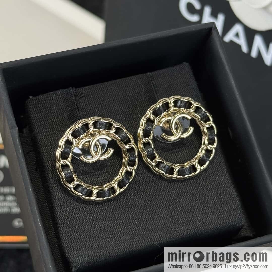 ❗️New ❗️☀️ New ☑️ Chanel c1 double c round black leather rope stud earrings ☀️