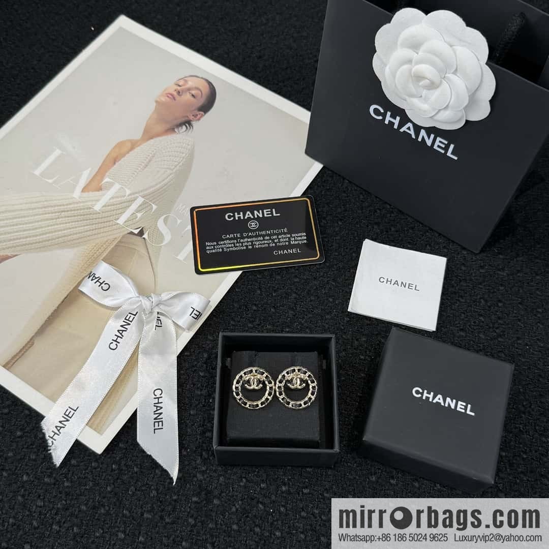 ❗️New ❗️☀️ New ☑️ Chanel c1 double c round black leather rope stud earrings ☀️