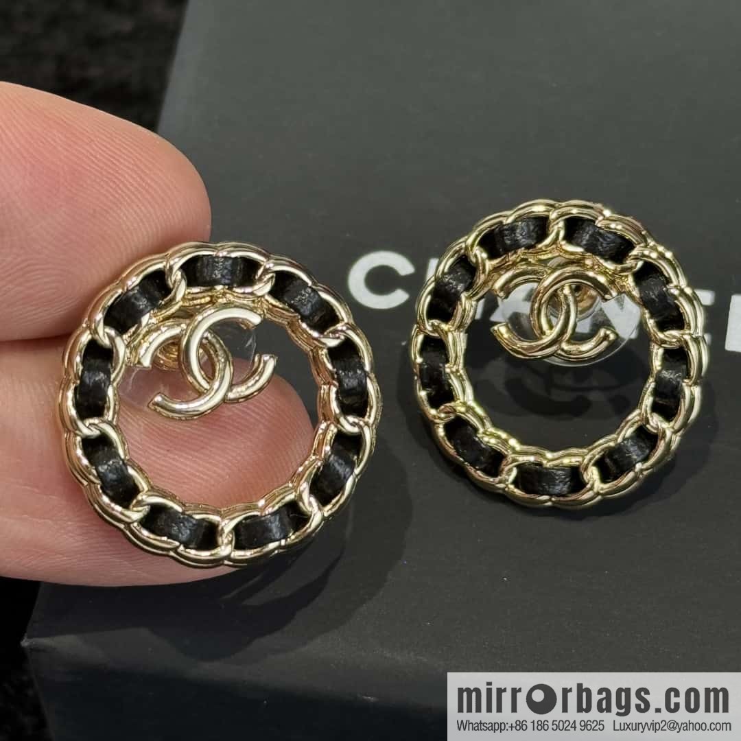 ❗️New ❗️☀️ New ☑️ Chanel c1 double c round black leather rope stud earrings ☀️