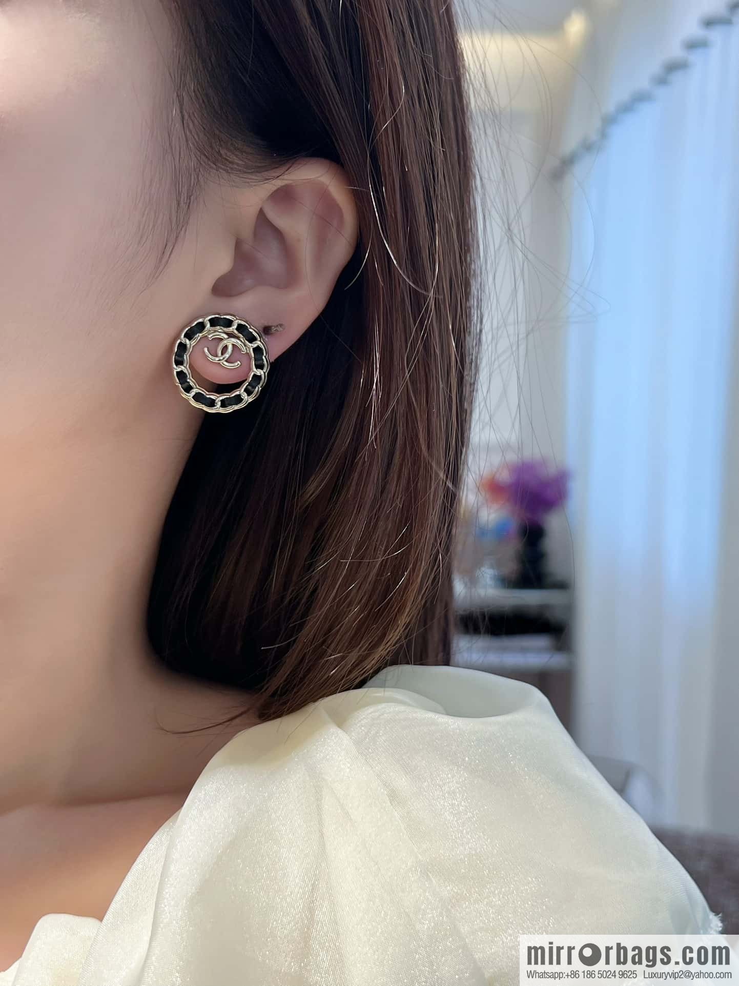 ❗️New ❗️☀️ New ☑️ Chanel c1 double c round black leather rope stud earrings ☀️