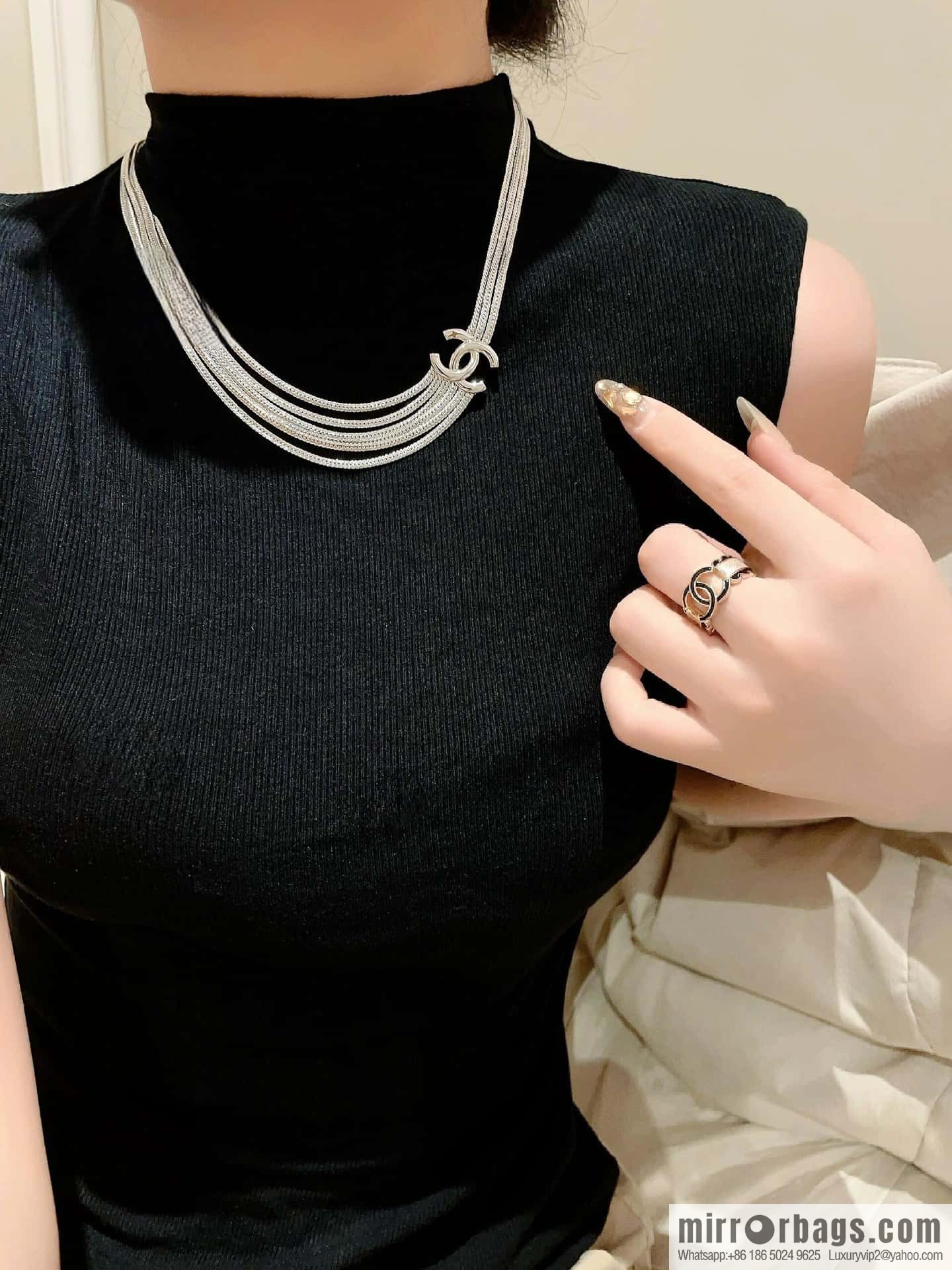 ❗️New ❗️☀️ New ☑️ Chanel Silver Gold Double C Multi-layer Snake Bone Chain Necklace ☀️