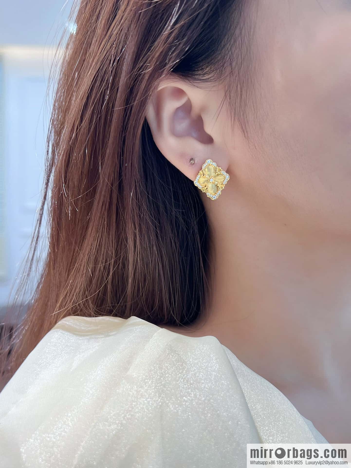 ❗️New ❗️ ☀ original order, Buccellati retro court style laser four-leaf clover earrings earrings earshot ☀️