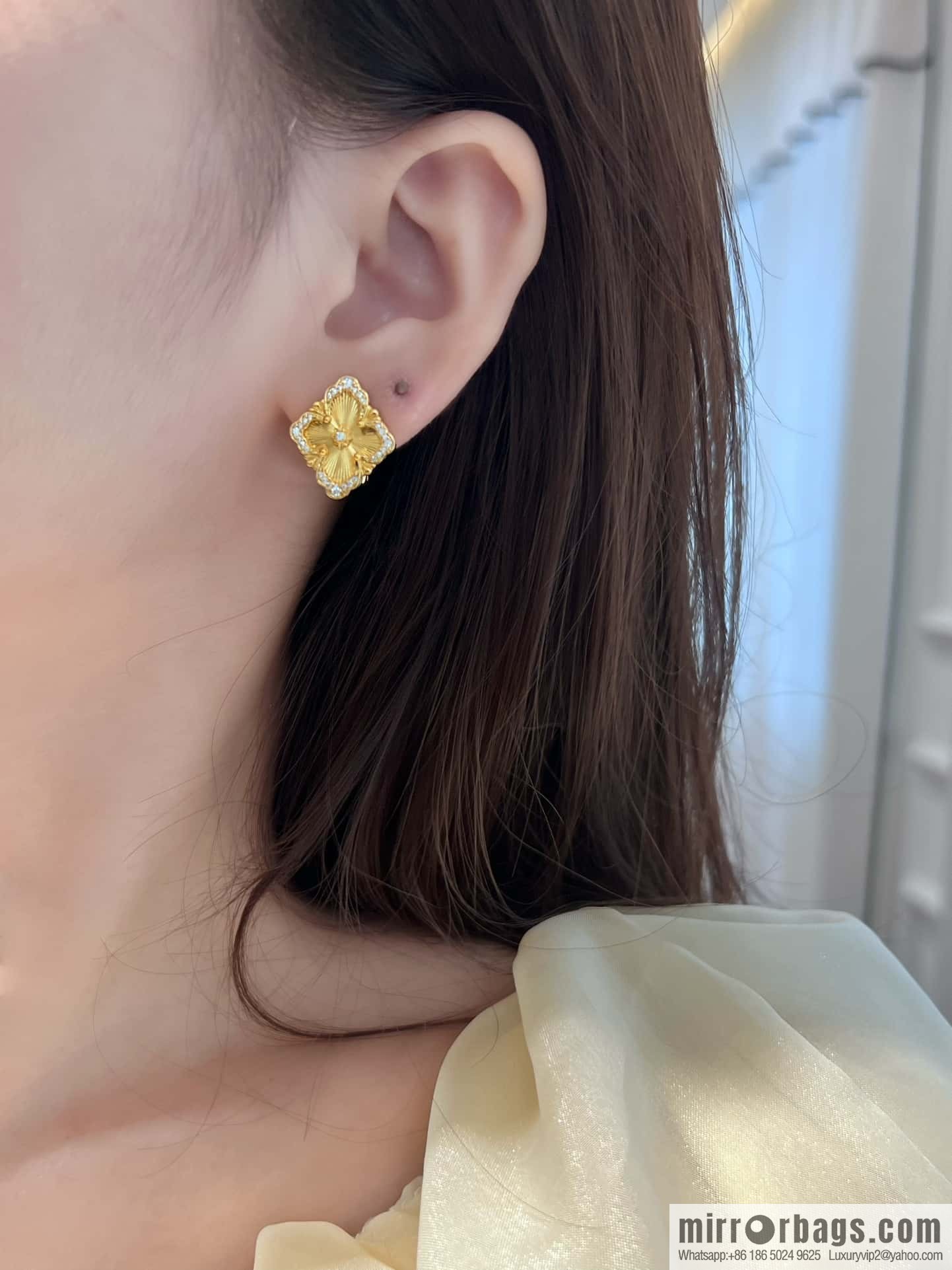❗️New ❗️ ☀ original order, Buccellati retro court style laser four-leaf clover earrings earrings earshot ☀️