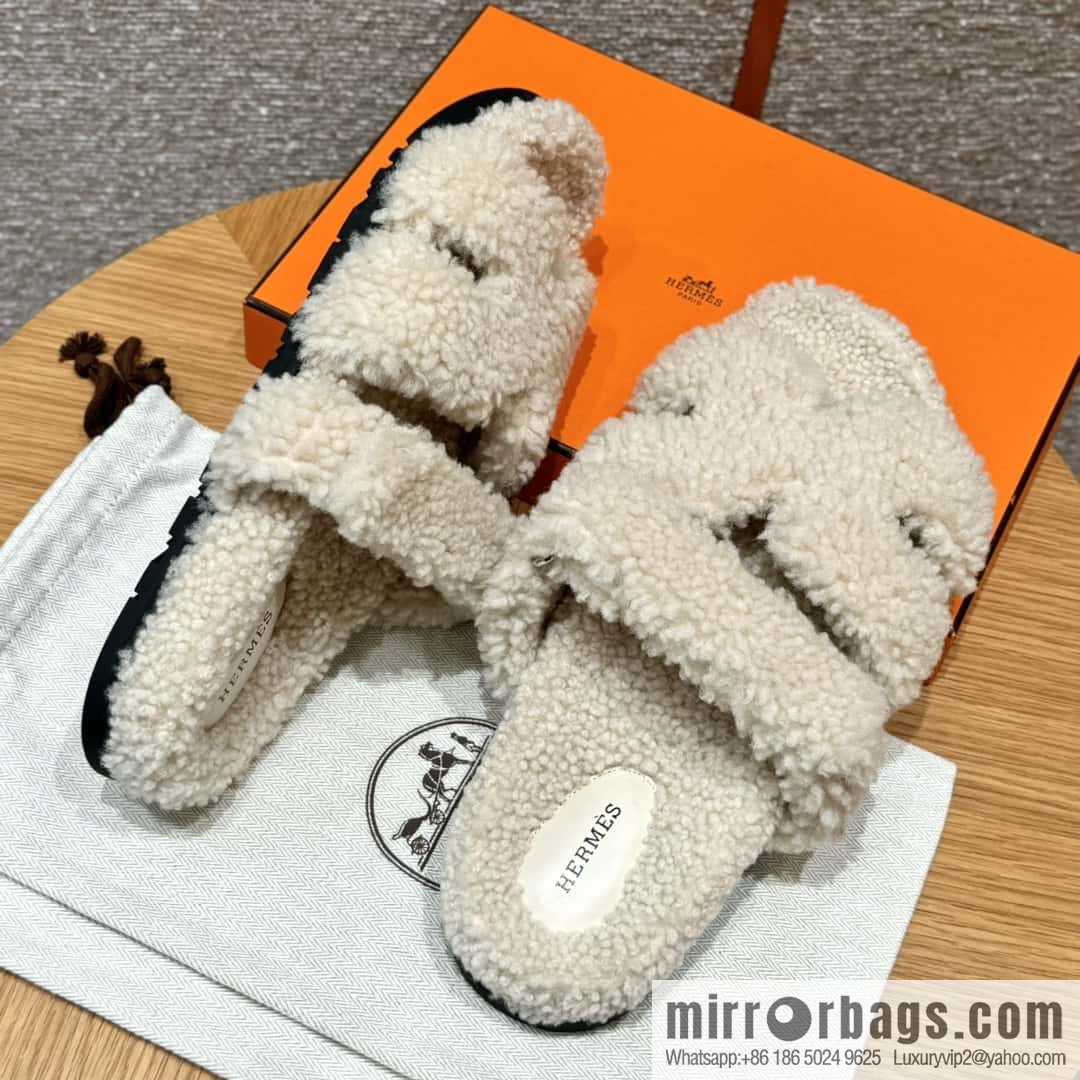 HERMES 180 CHYPRE SANDAL uncle shoes, white/Blanc wool/woolskin