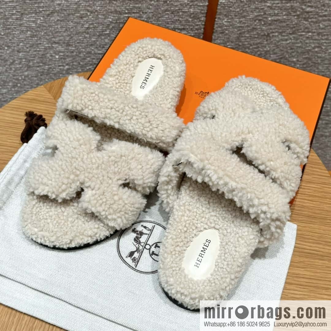 HERMES 180 CHYPRE SANDAL uncle shoes, white/Blanc wool/woolskin