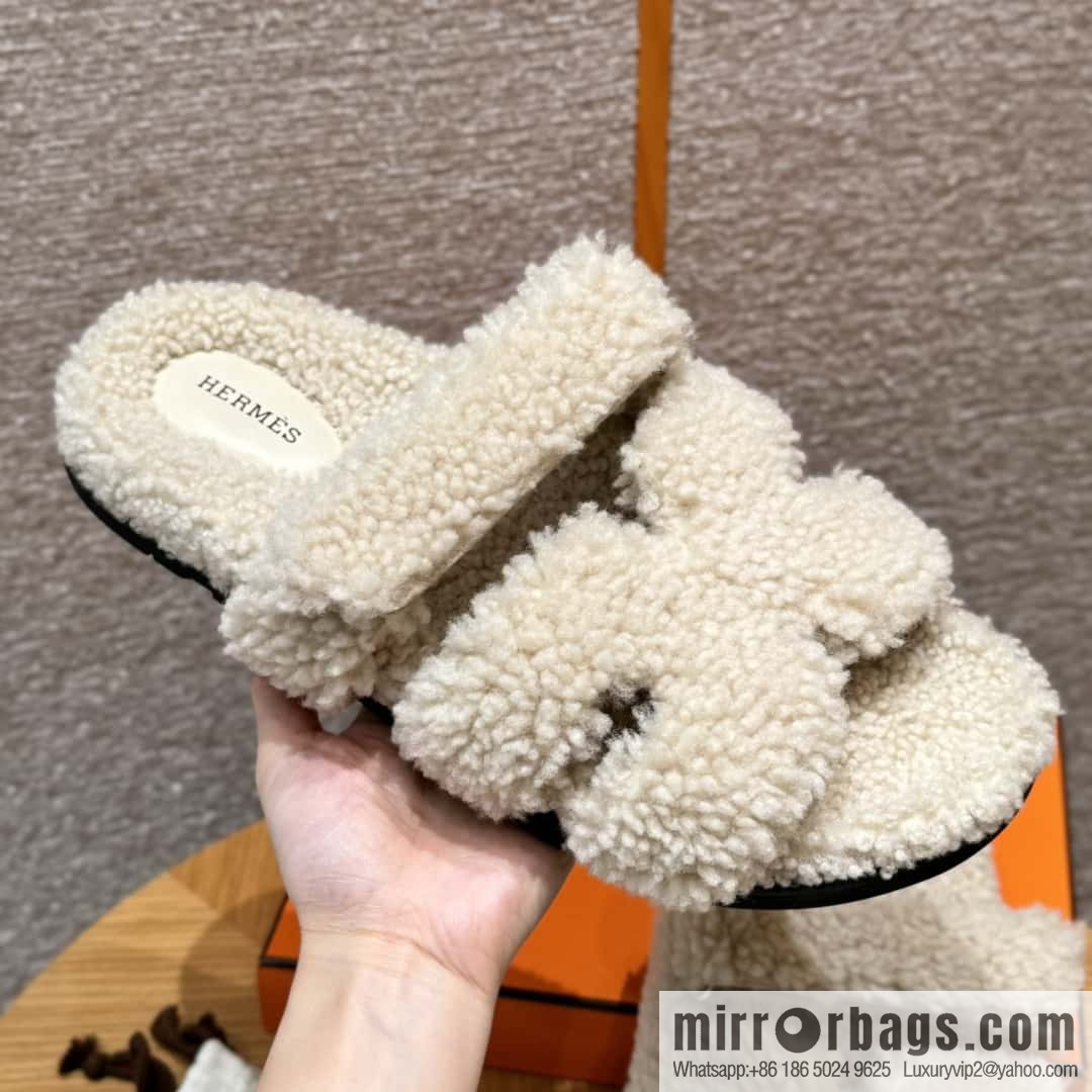 HERMES 180 CHYPRE SANDAL uncle shoes, white/Blanc wool/woolskin