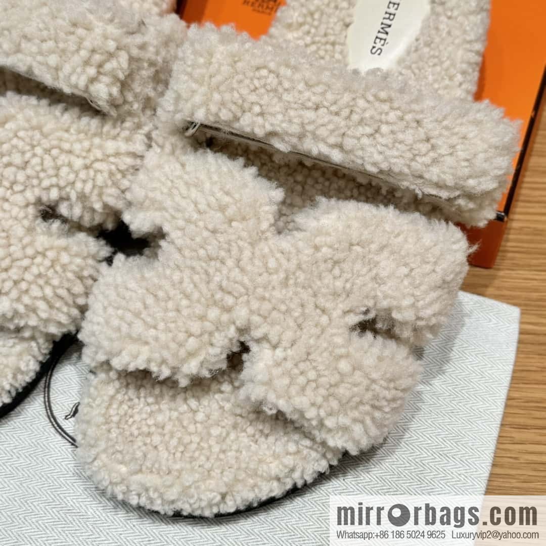 HERMES 180 CHYPRE SANDAL uncle shoes, white/Blanc wool/woolskin