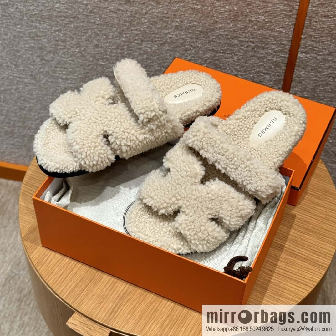 HERMES 180 CHYPRE SANDAL uncle shoes, white/Blanc wool/woolskin
