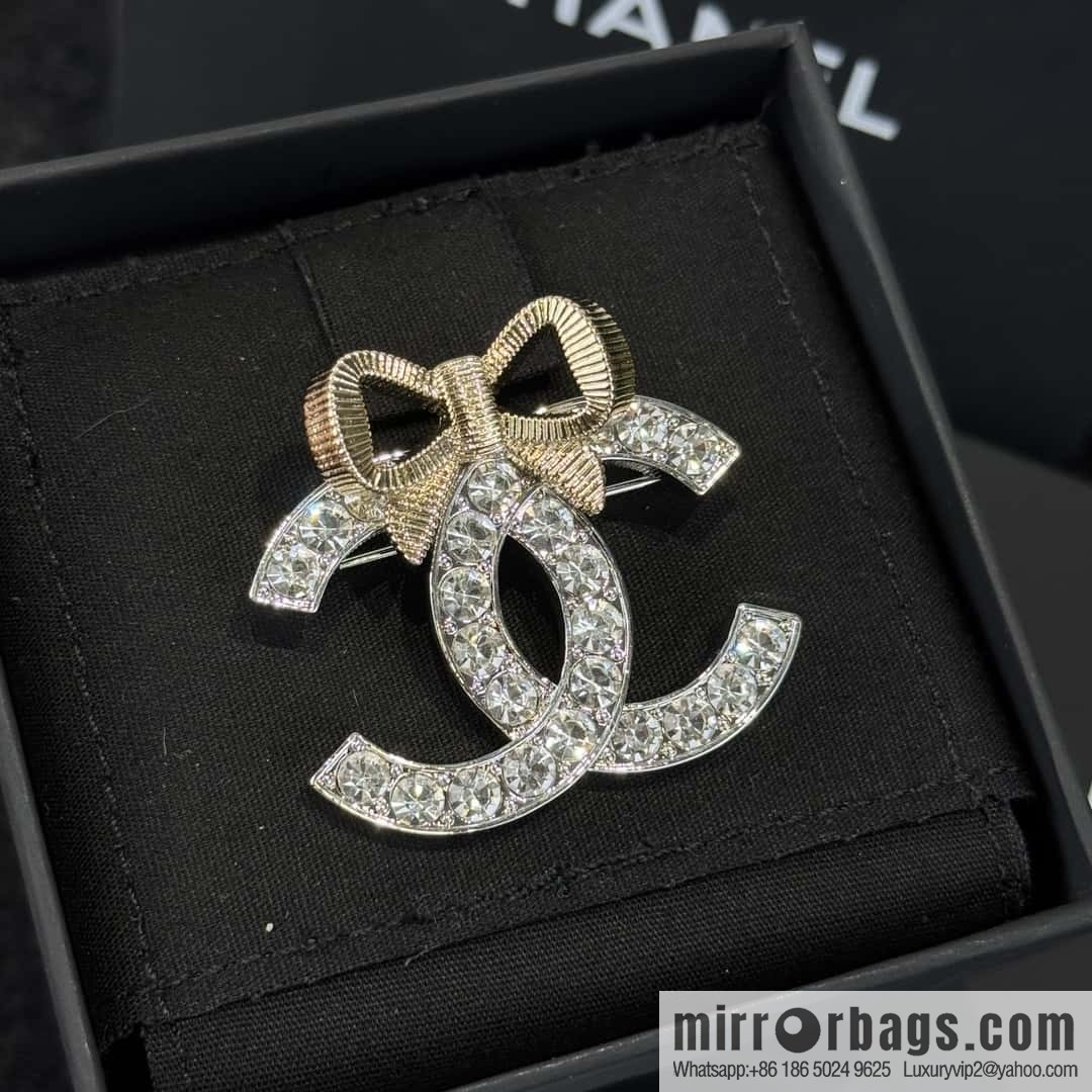 ❗️New ❗️ ☀️ new ☑️ Chanel double c full diamond bow brooch ☀️