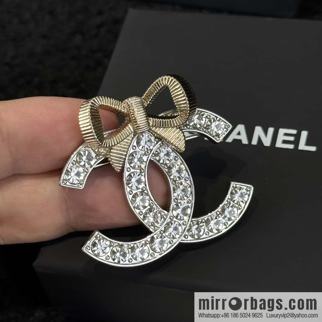 ❗️New ❗️ ☀️ new ☑️ Chanel double c full diamond bow brooch ☀️