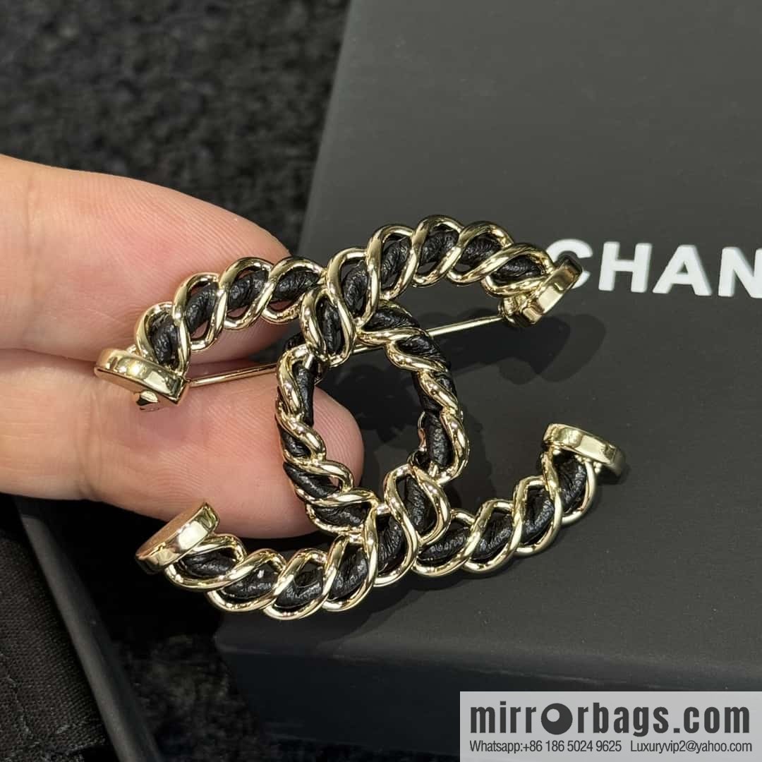 ❗️New ❗️☀️ New ☑️ Chanel Double C Black Leather Rope Brooch ☀️