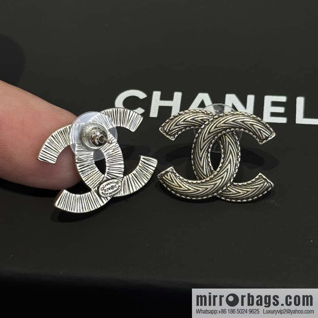 ❗️New ❗️ ☀️ new ☑️ chanel c1 double c stud earrings ☀️
