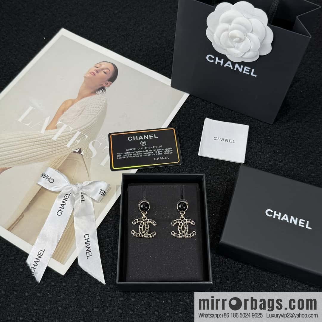 ❗️New ❗️ ☀️ new ☑️ Chanel c2 double c black leather rope stud earrings ☀️