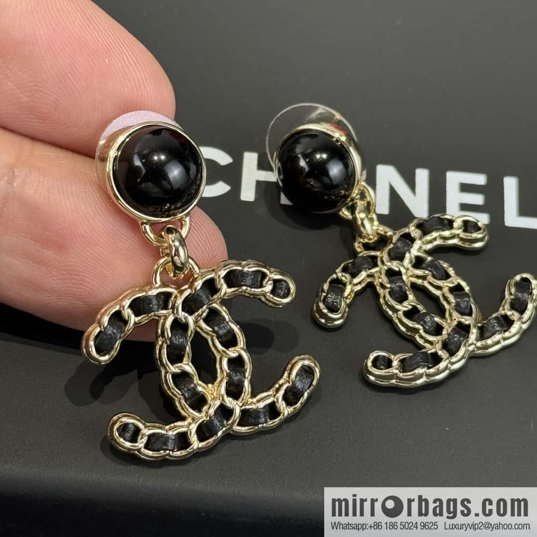 ❗️New ❗️ ☀️ new ☑️ Chanel c2 double c black leather rope stud earrings ☀️
