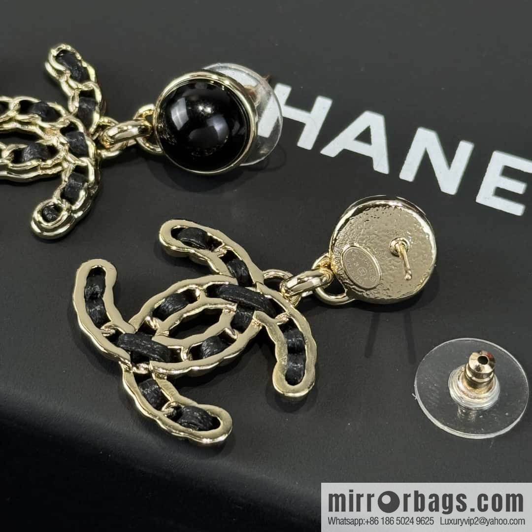 ❗️New ❗️ ☀️ new ☑️ Chanel c2 double c black leather rope stud earrings ☀️