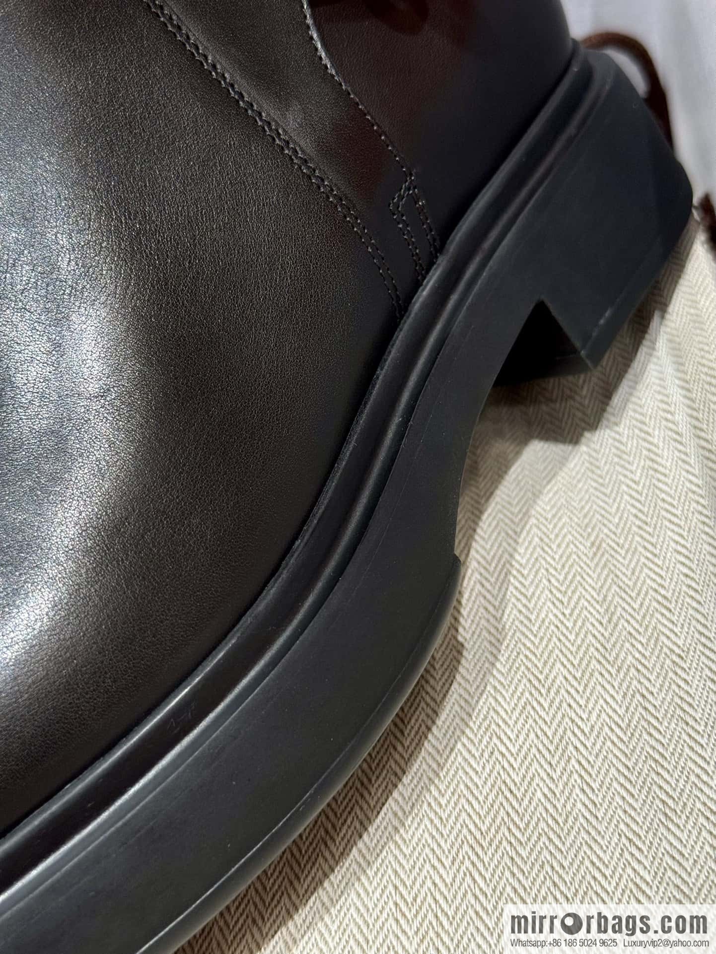 HERMES 203 Veo and Naked Boots, Black/89/Noir Calfskin/Calfskin