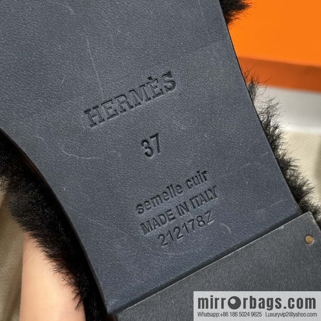 HERMES 181 Oran sandals, black/89/Nior wool/woolskin