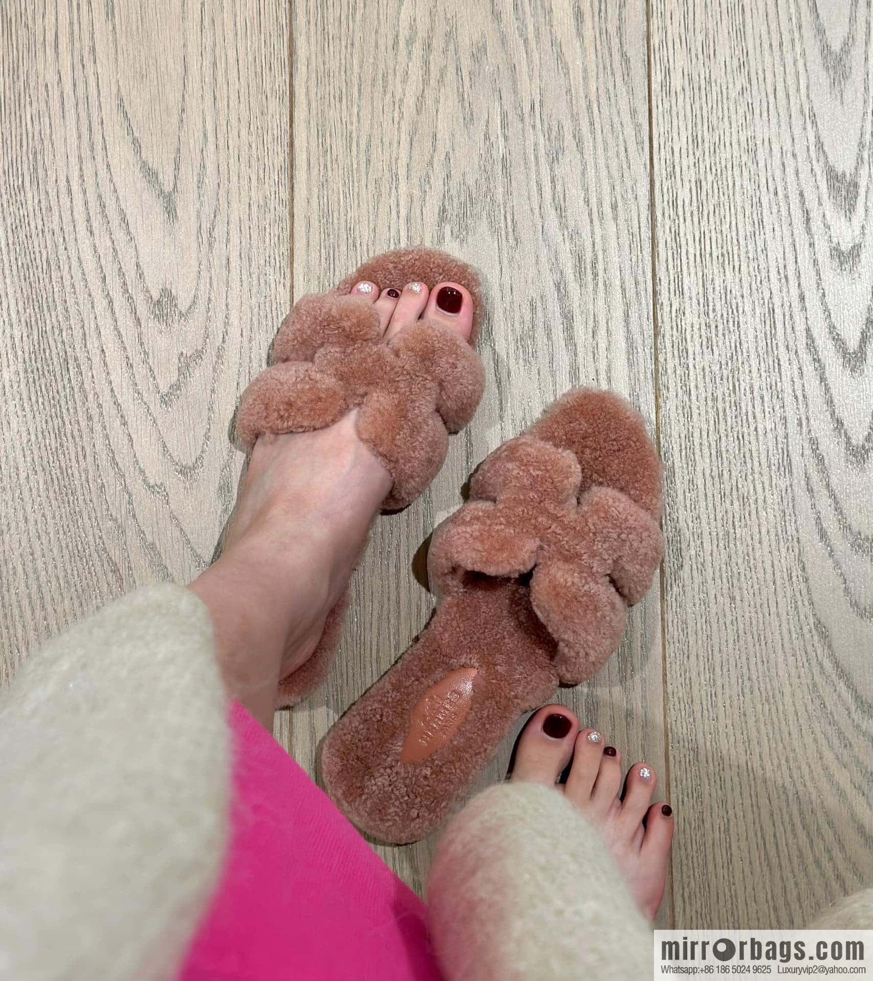 HERMES 181 Oran sandals, Naked pink/woolskin