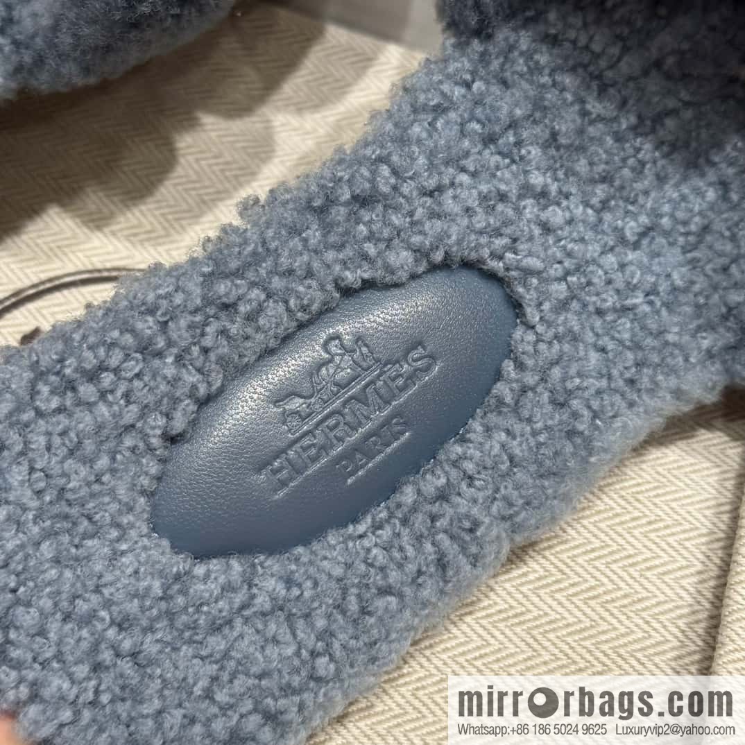 HERMES 181 Oran sandals, blue/Blue woolskin