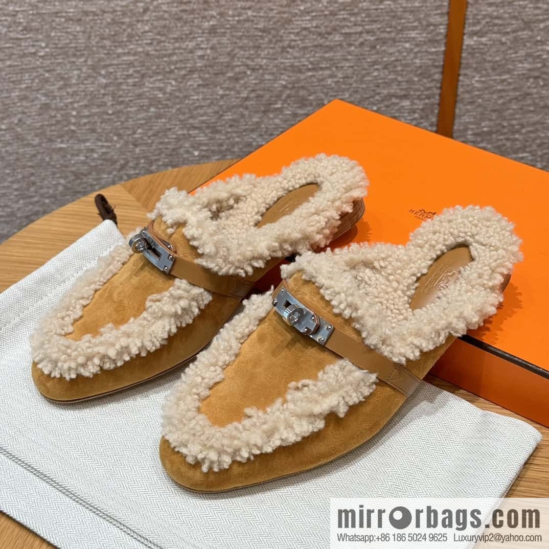 HERMES 188 Oz Mule shoes, natural/light beige/Naturel/Ecru wool/Woolskin/suede/Chamois leather