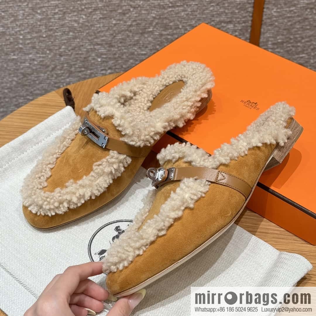 HERMES 188 Oz Mule shoes, natural/light beige/Naturel/Ecru wool/Woolskin/suede/Chamois leather