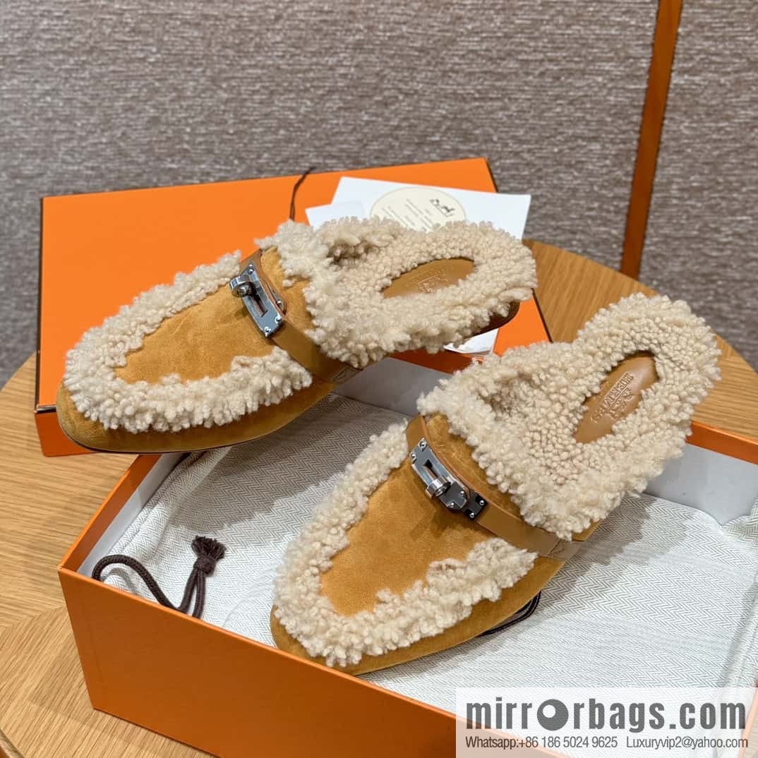 HERMES 188 Oz Mule shoes, natural/light beige/Naturel/Ecru wool/Woolskin/suede/Chamois leather