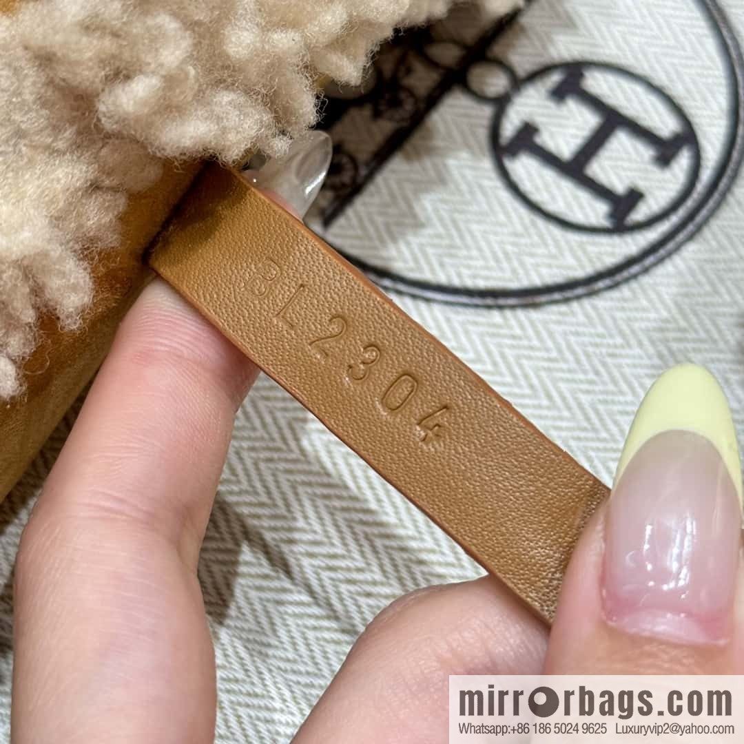 HERMES 188 Oz Mule shoes, natural/light beige/Naturel/Ecru wool/Woolskin/suede/Chamois leather