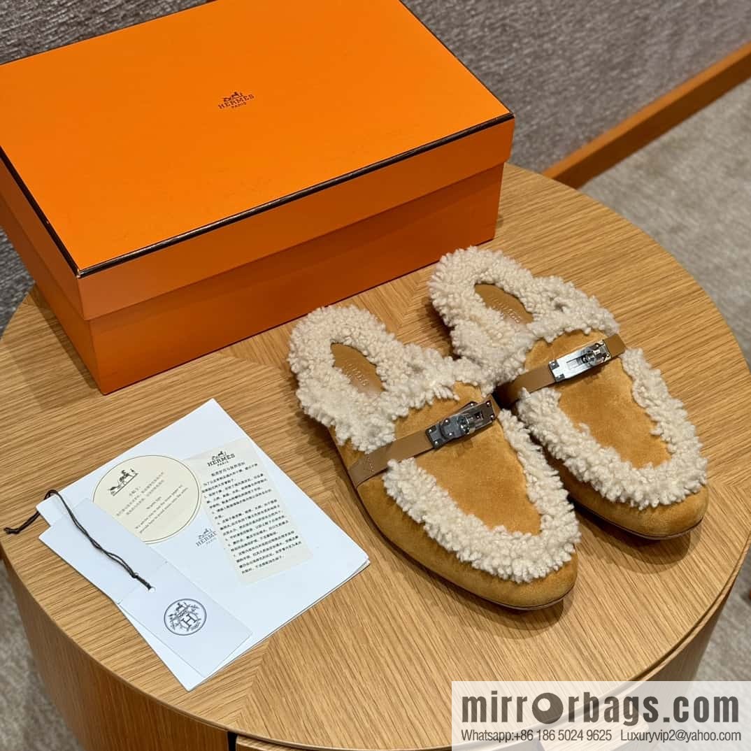 HERMES 188 Oz Mule shoes, natural/light beige/Naturel/Ecru wool/Woolskin/suede/Chamois leather