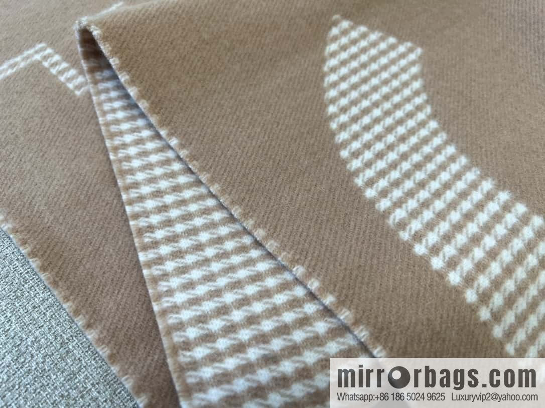 ππππππο½πππ thousand bird grid color matching double-sided cashmere scarf βͺοΈ milk tea color