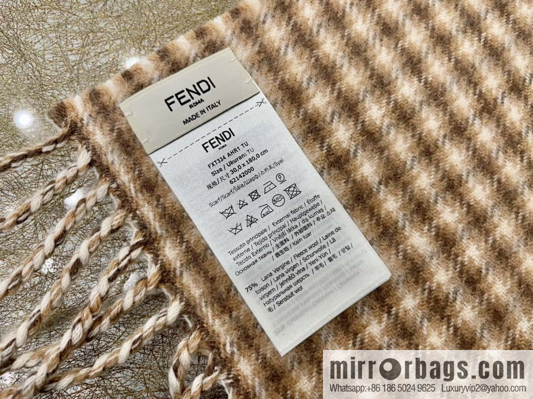 • • Roman checked alphabet double-sided towel🧸