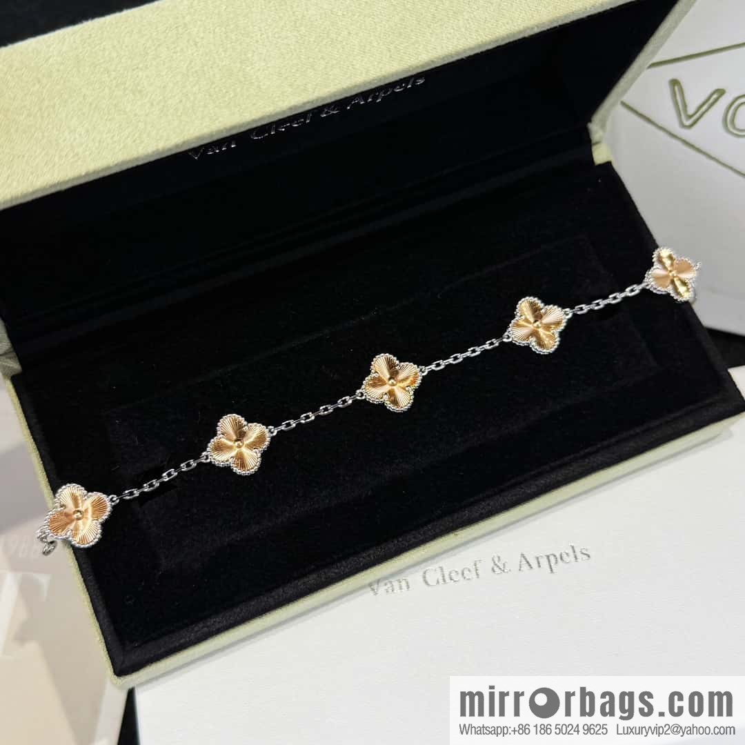 🎄Christmas Limited ☀️ Van Cleef & Arpels Christmas Limited Laser Engraved Five Flowers Four Leaf Clover Bracelet ☀
