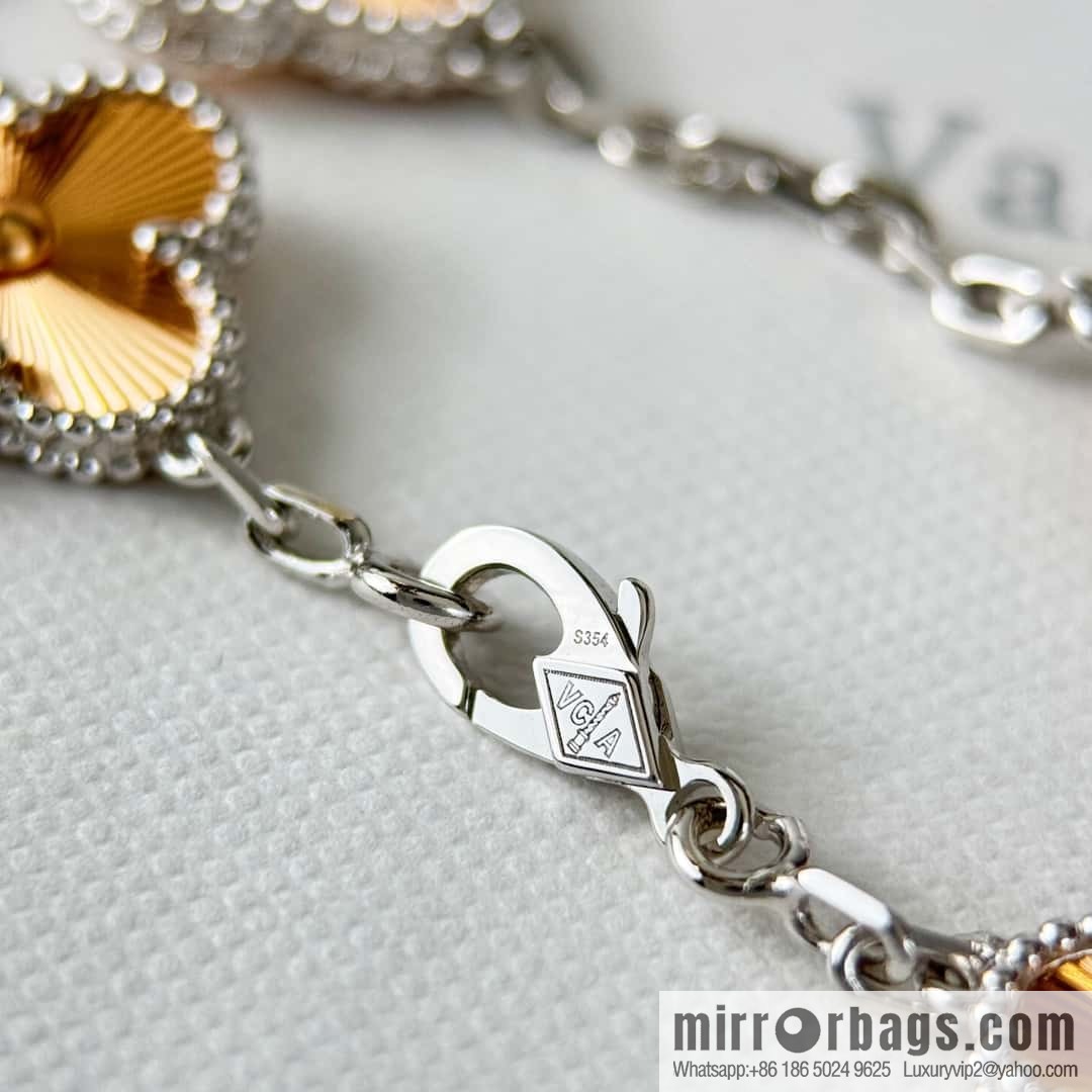🎄Christmas Limited ☀️ Van Cleef & Arpels Christmas Limited Laser Engraved Five Flowers Four Leaf Clover Bracelet ☀