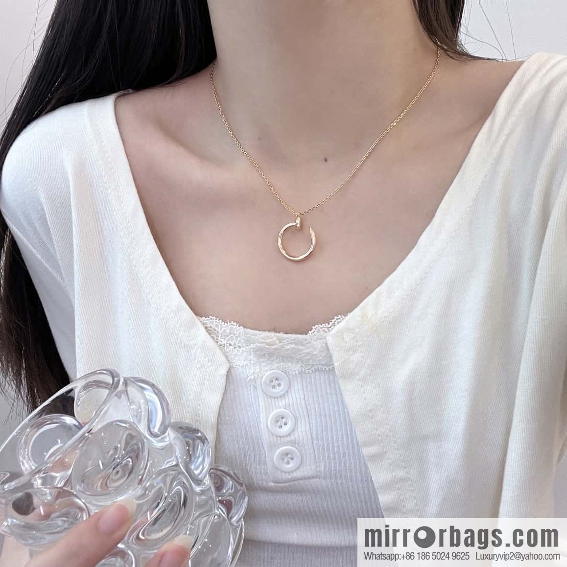 ❗New ❗ ☀ Cartier Cartier Glossy, Full Diamond, Nail Necklace ☀