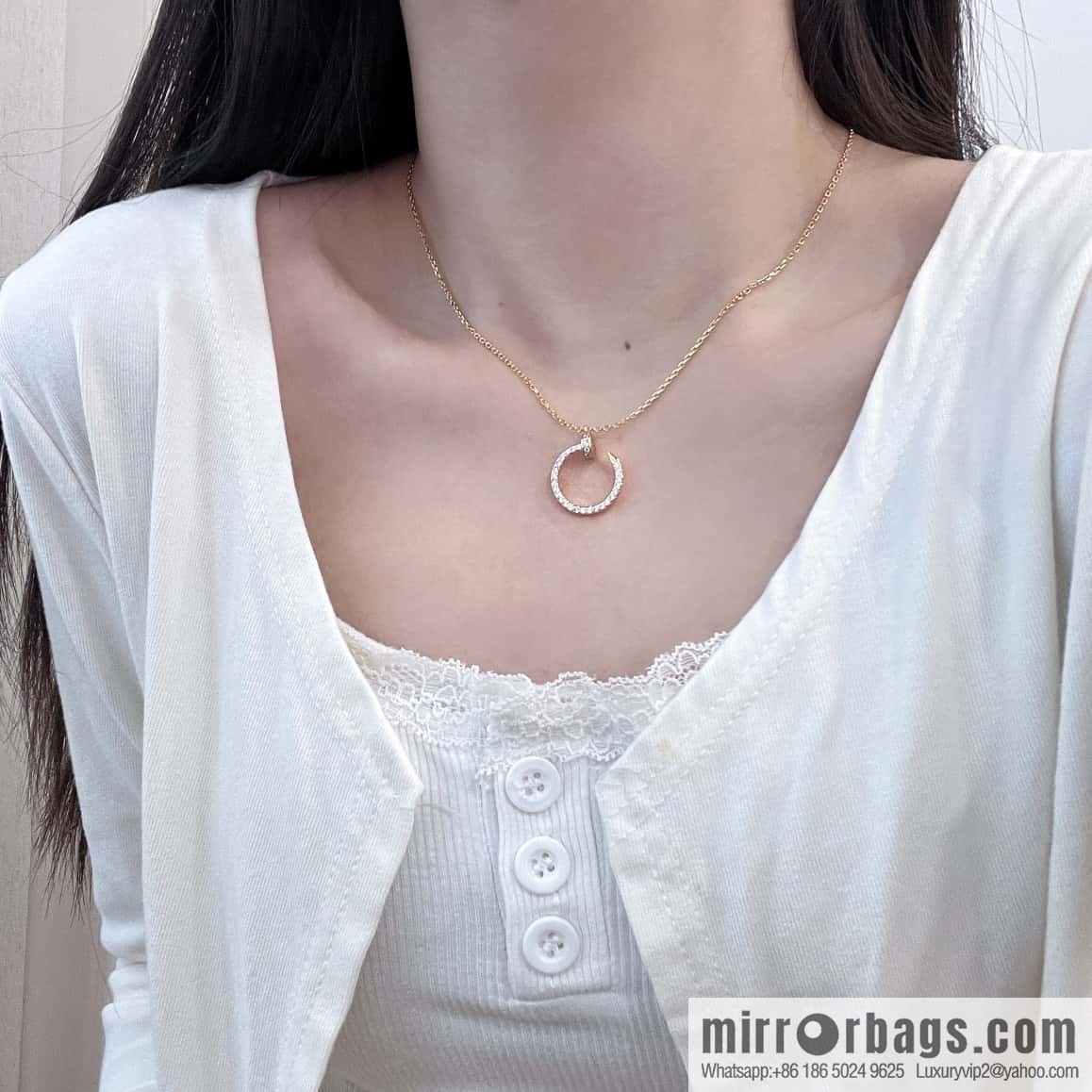 ❗New ❗ ☀ Cartier Cartier Glossy, Full Diamond, Nail Necklace ☀