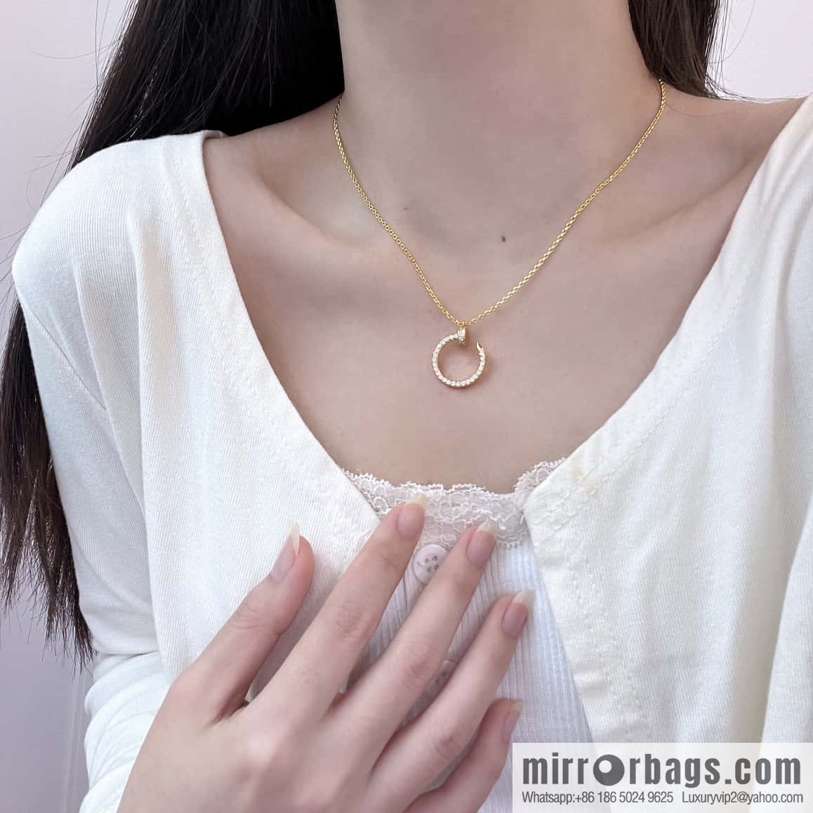 ❗New ❗ ☀ Cartier Cartier Glossy, Full Diamond, Nail Necklace ☀