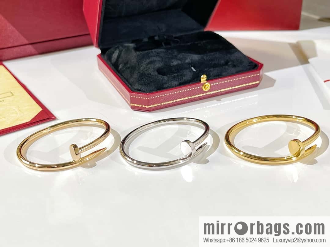 ❤️Popular (new version) ☀️ glossy model ☀️ Cartier LOVE series, glossy nail bracelet  ☀️