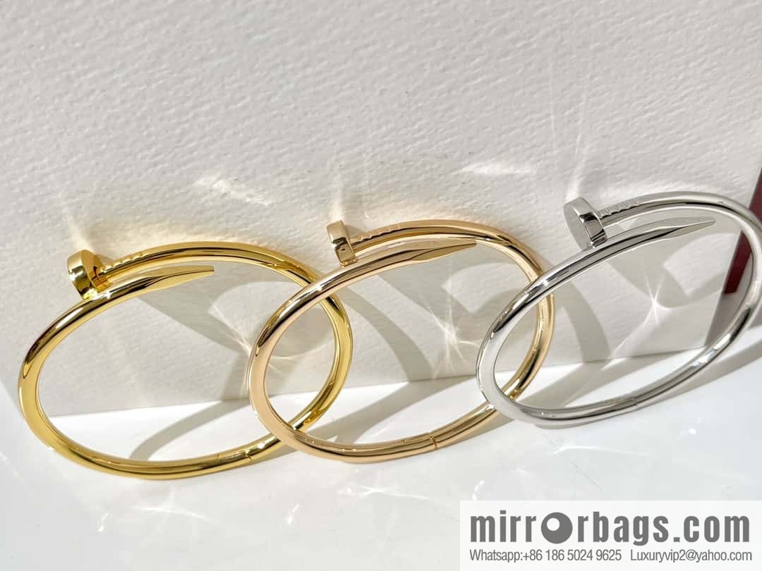 ❤️Popular (new version) ☀️ glossy model ☀️ Cartier LOVE series, glossy nail bracelet  ☀️