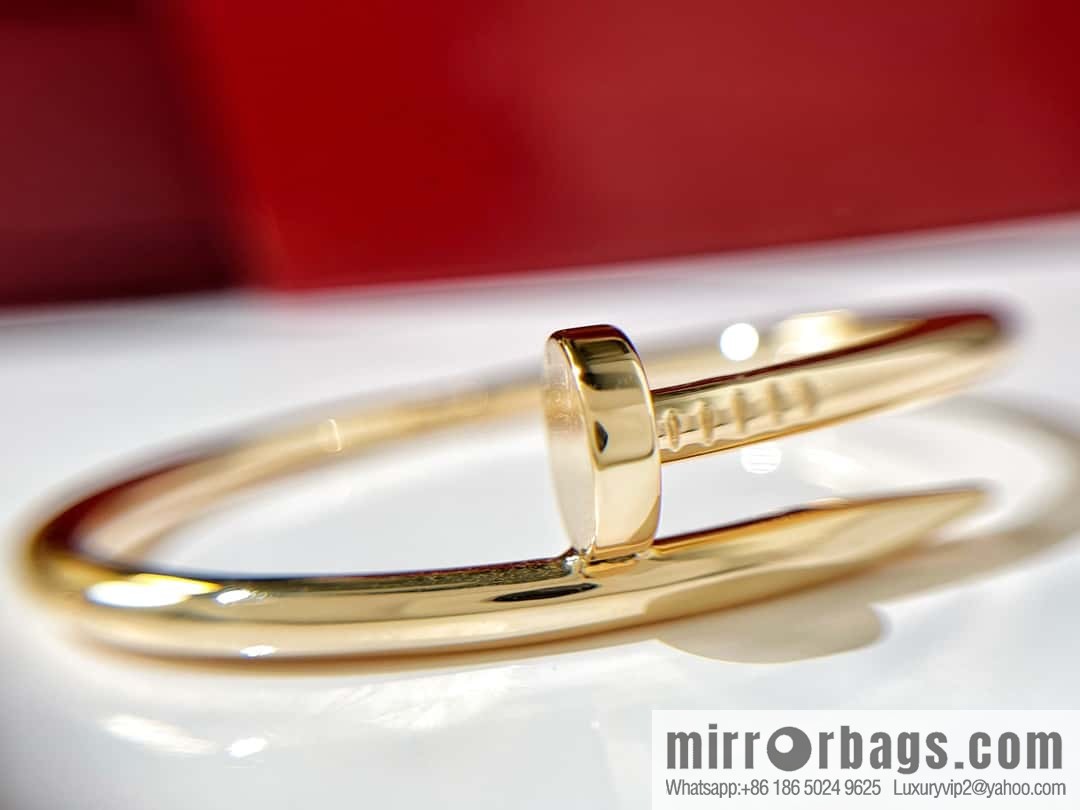 ❤️Popular (new version) ☀️ glossy model ☀️ Cartier LOVE series, glossy nail bracelet  ☀️