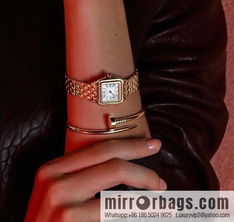 ❤️Popular (new version) ☀️ glossy model ☀️ Cartier LOVE series, glossy nail bracelet  ☀️