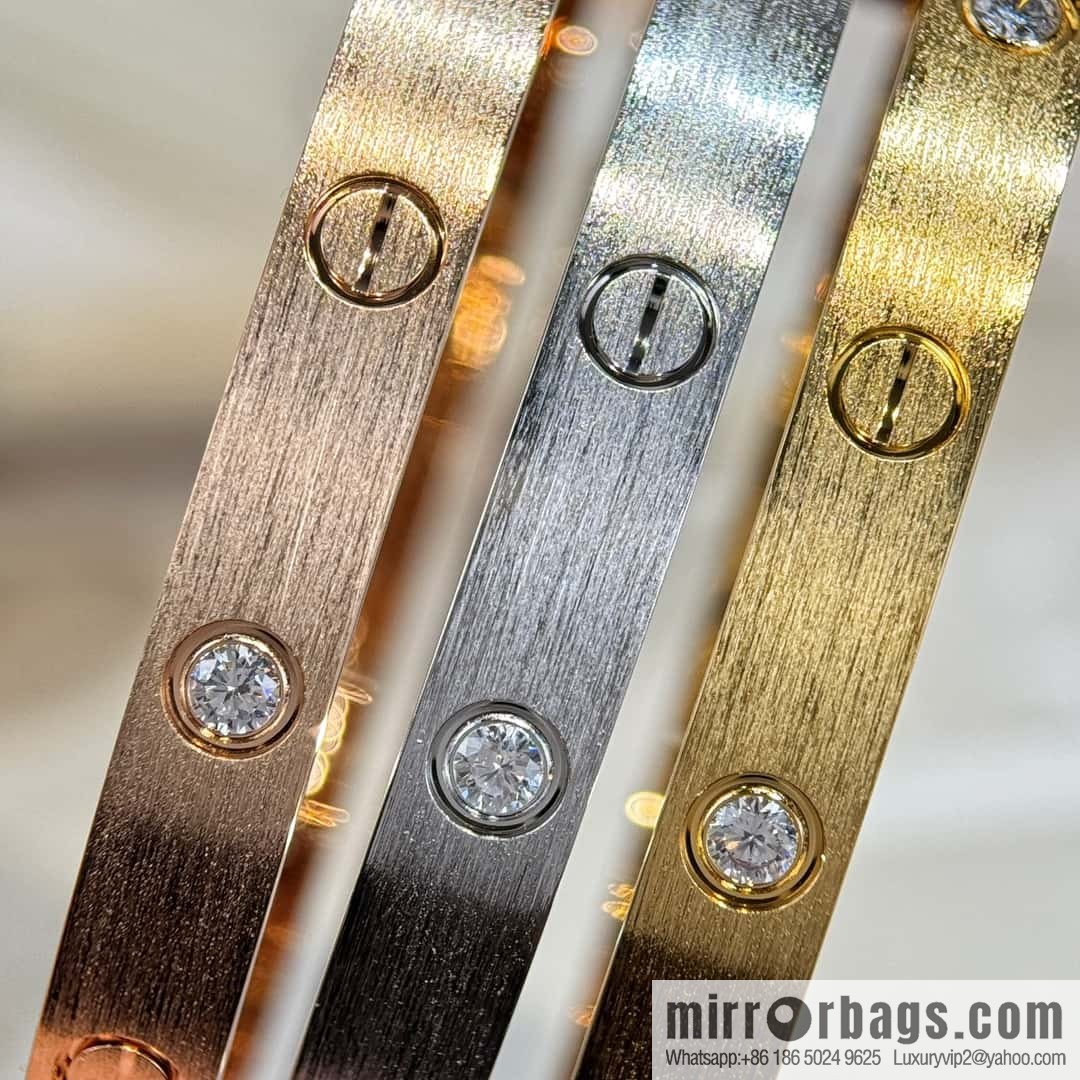 ❗️New ❗️ ☀️ Cartier Cartier Brushed LOVE Series Bracelet with Diamond ☀️
