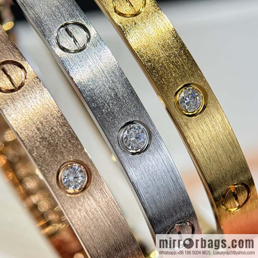 ❗️New ❗️ ☀️ Cartier Cartier Brushed LOVE Series Bracelet with Diamond ☀️