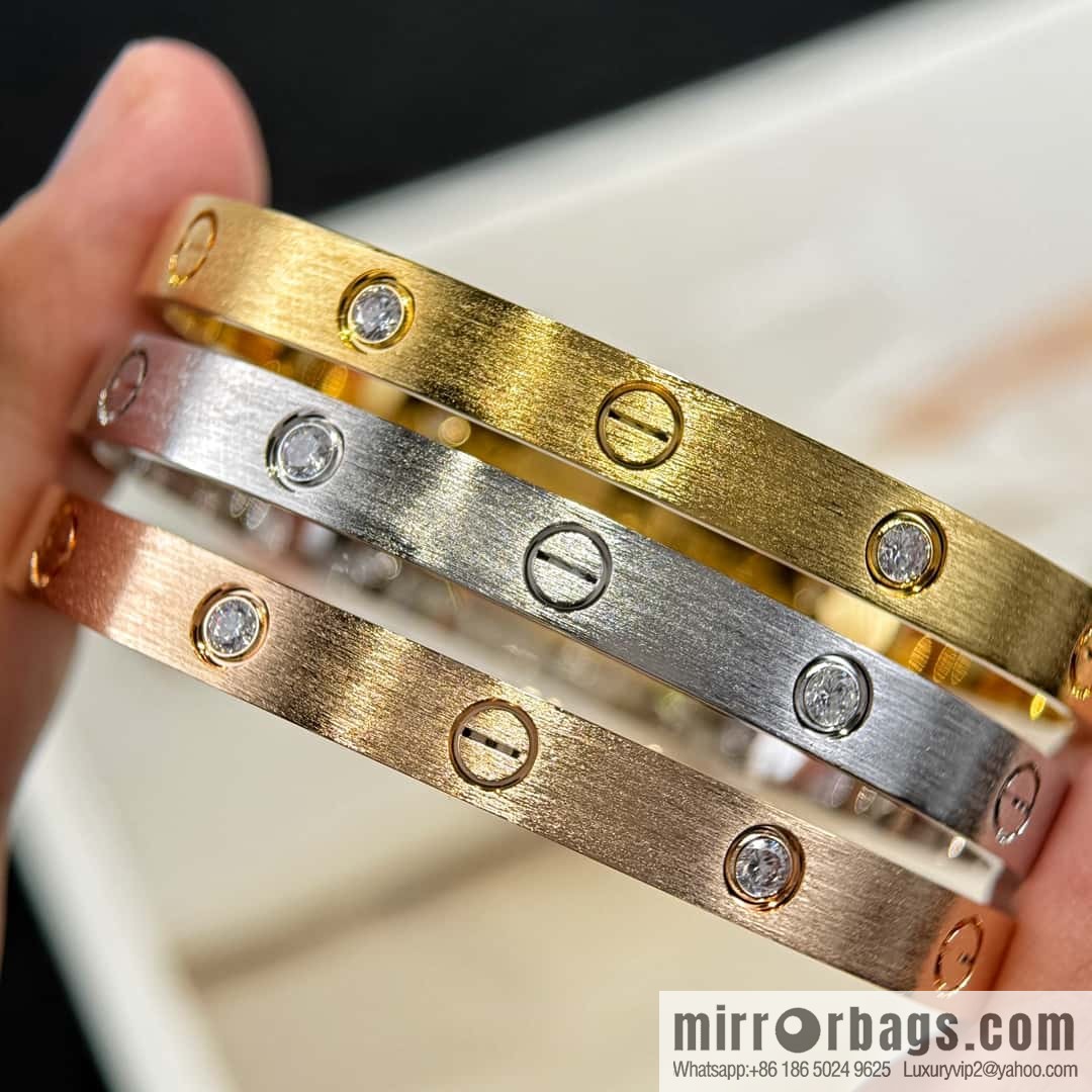 ❗️New ❗️ ☀️ Cartier Cartier Brushed LOVE Series Bracelet with Diamond ☀️