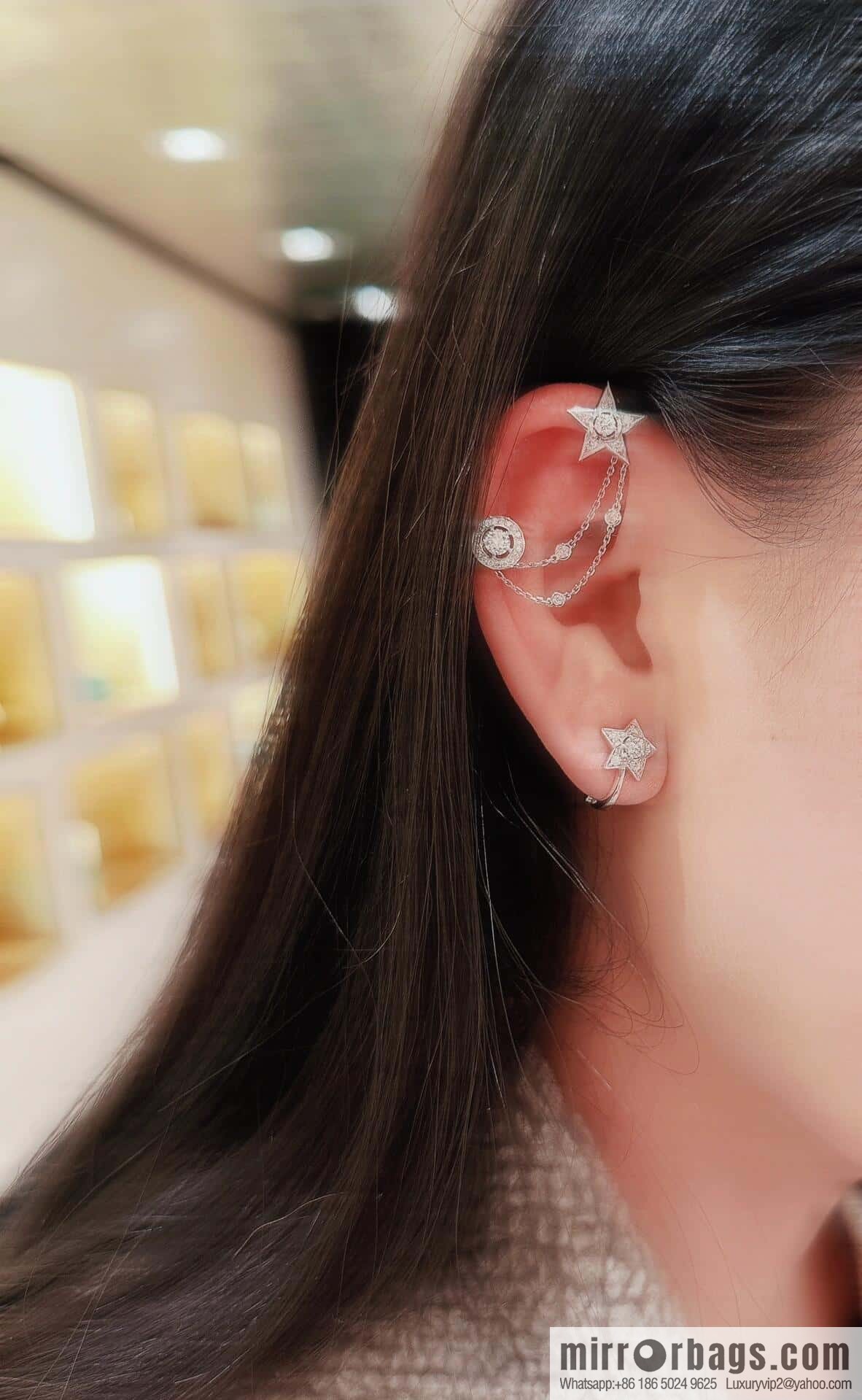 ❗️New ❗️ (single) ☀️ new ☑️ Chanel meteor series LUNE moon star ear hanging earrings ☀️