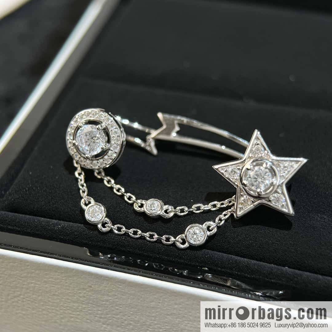 ❗️New ❗️ (single) ☀️ new ☑️ Chanel meteor series LUNE moon star ear hanging earrings ☀️